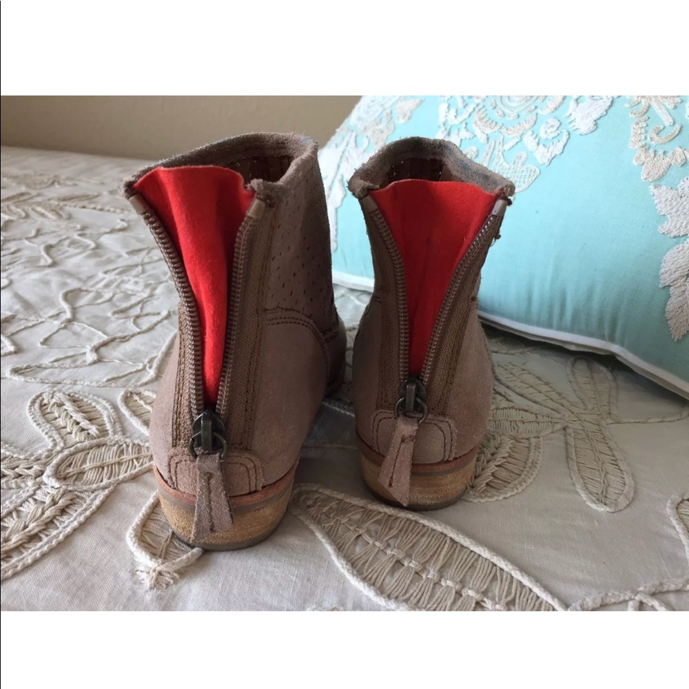 Anthropologie Dolce Vita 6 suede leather booties shoes boots - Picture 3 of 8